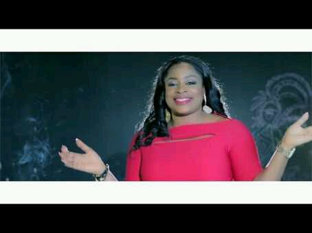 VIDEO + AUDIO | Sinach – “He Did It Again”