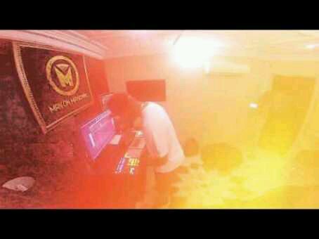 VIDEO | Pheelz – “Man On The Mashine | Eyan Mayweather (Mash Up)