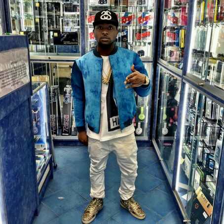 After Davido signed new artiste from Instagram, Fans Storm His Home Begging To Be On HKN Label