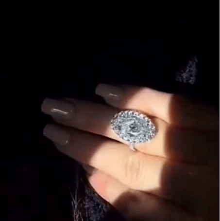 Kylie Jenner confirms her huge diamond ring is from Tyga