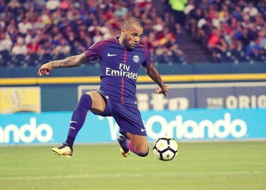 Dani Alves overtakes Zlatan Ibrahimovic in the medal stakes
