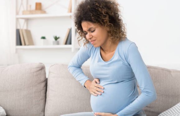 How to tell if your water is breaking during pregnancy
