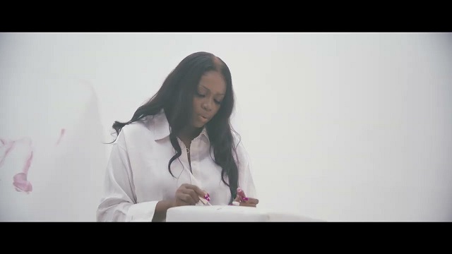 VIDEO: Waje – In-Between | mp4 Download