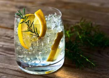 6 interesting uses and benefits of gin that will surprise you!