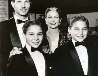 Robert Crawford Jr Net worth, Age, Wife, Brother, Height, Movies & Tv Shows