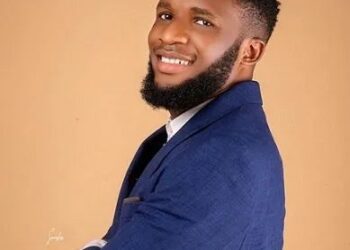 DOWNLOAD Ebuka Songs – I am The Presence of God mp3