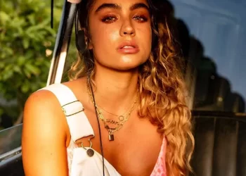 Sommer Ray Net Worth, Earnings & Properties (Houses and Cars)