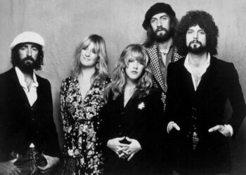 DOWNLOAD Fleetwood Mac – Everywhere mp3