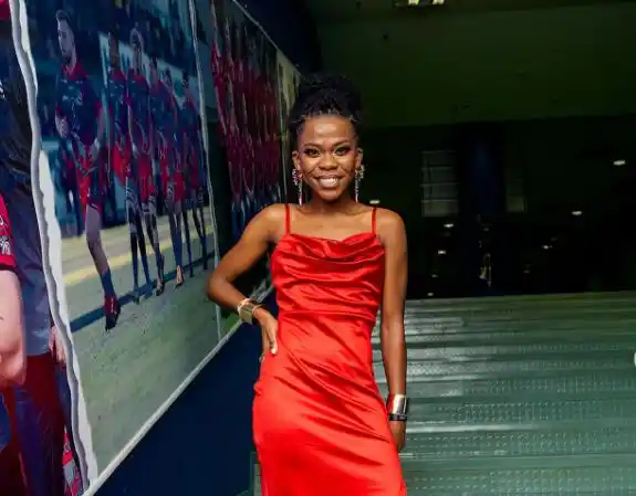 “Please respect the name Nomfundo Moh,” the singer says