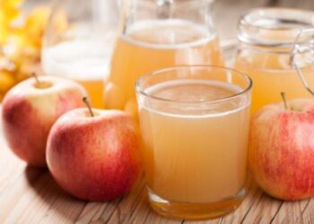 5 effective anti acne drinks to include in your diet