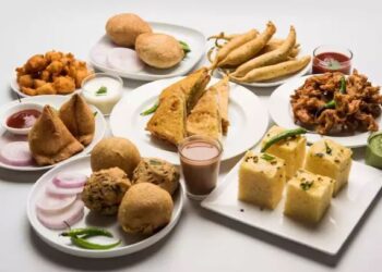 5 foods one must avoid consuming with tea