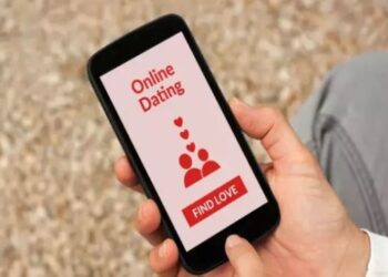 Dark side of online dating: These 7 real-life stories will make you uninstall your dating app!