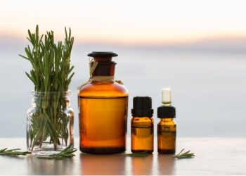 6 ways to use rosemary for hair growth