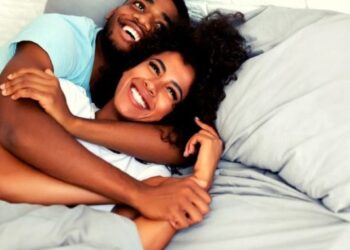 9 ways to s*xually arouse your man