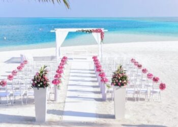 4 reasons why you should consider having a destination wedding