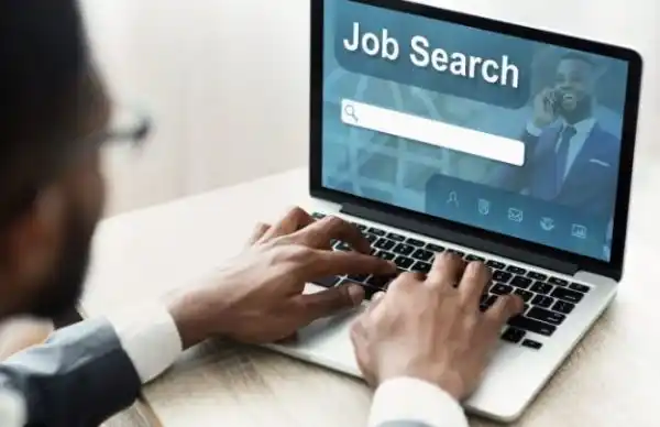 8 telltale signs a job ad is fake