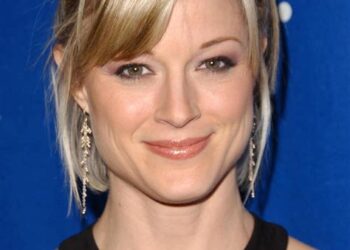 Teri Polo Net Worth; How Rich is Teri Polo?