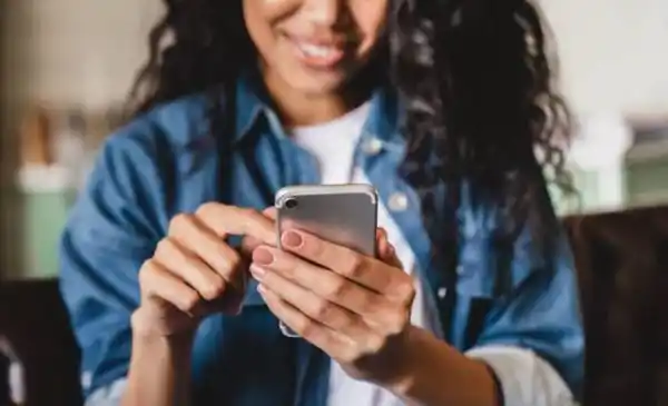 9 mobile phone etiquette that people must follow