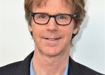 Dana Carvey Net Worth; How Rich is Dana Carvey?