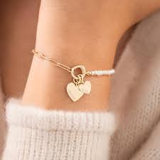 Shop Personalized Heart Bracelets: A Symbol of Love and Connection