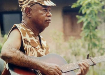 DOWNLOAD Mike Ejeagha – Gwo Gwo Gwo Ngwo mp3